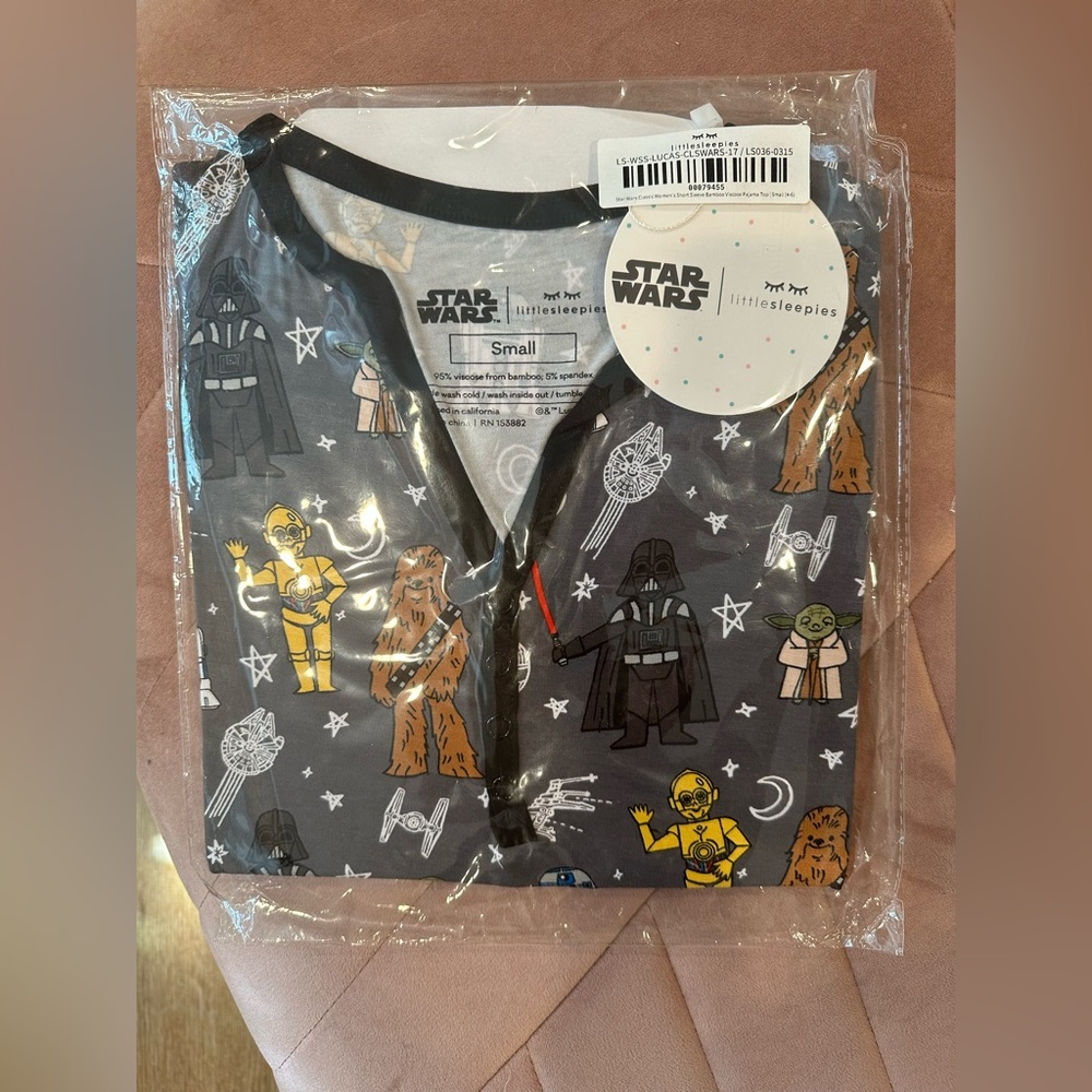Women Star Wars little sleepies set